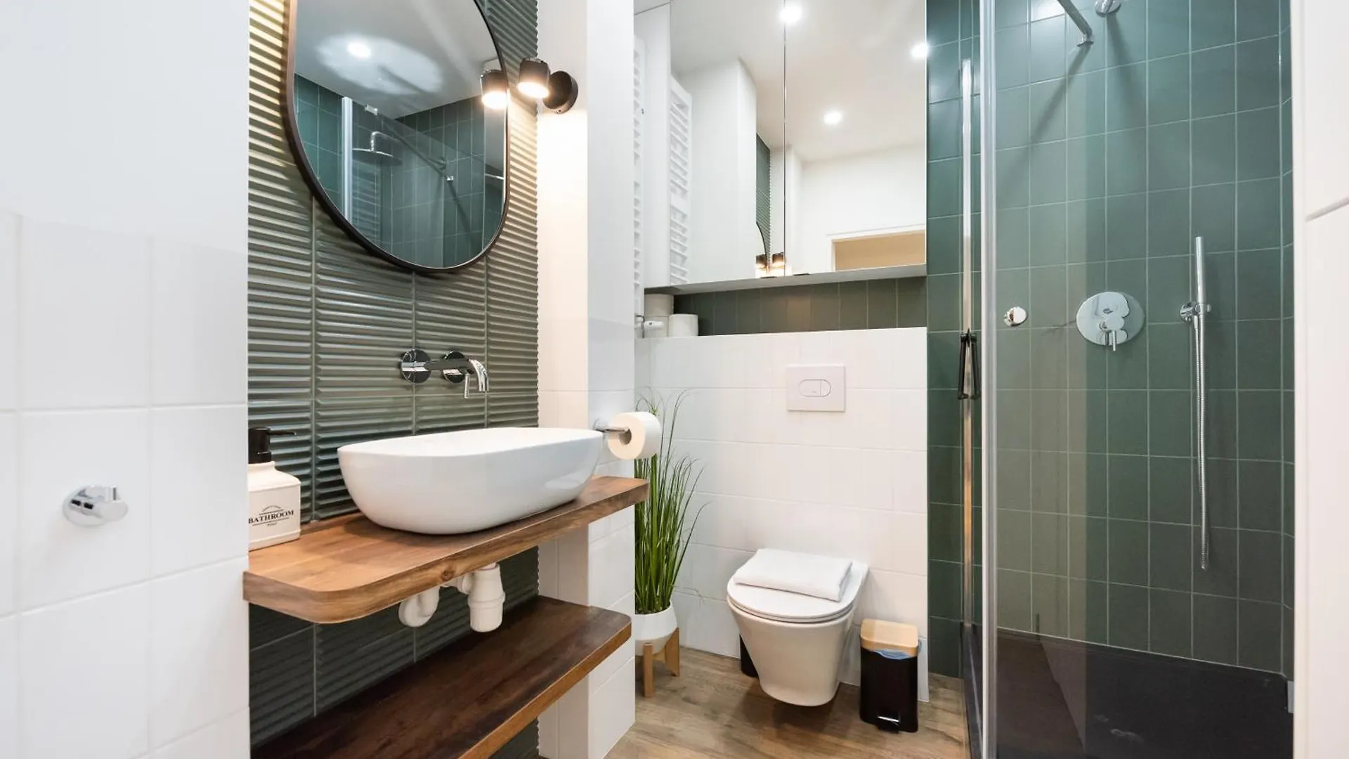 Metro Raclawicka Homey Apartment ワルシャワ ポーランド