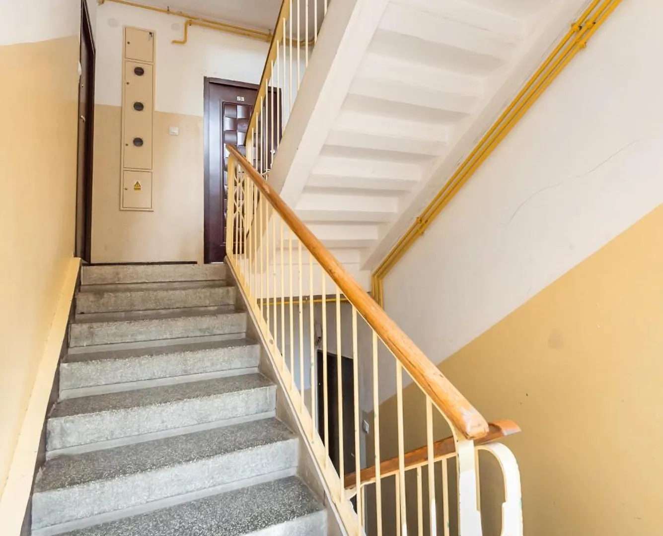 Metro Raclawicka Homey Apartment ワルシャワ
